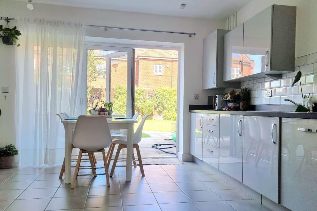 Sweets Home Whetstone Bagian luar foto
